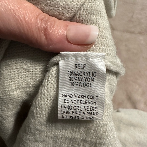 The North Face Gray Women's Hoodie - Picture 2 of 9